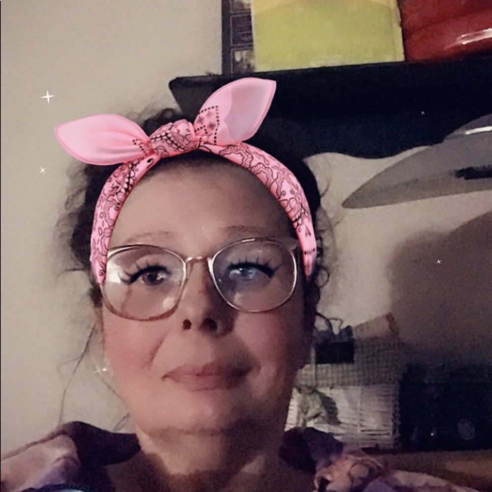 Meet your Posher, Heidi
